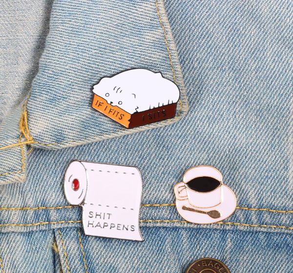Rolo de papel merda acontece criativo broches engraçado gato caixa esmalte pinos preto café ícone emblema mochila roupas lapela jóias gift1392878