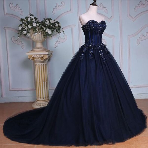 Abito da ballo blu navy Abiti da sposa lunghi colorati Sweetheart Perline Applicazioni di pizzo Corsetto Abiti da sposa non bianchi Non tradizionali273c