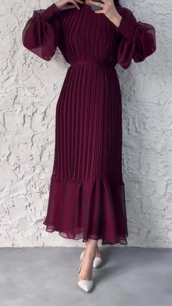 Casual Kleider 2024 Frühling Stil Modest Falten Kleid Für Frauen Lange Ärmel Runde Kragen Rüschen Elegante Dame Abend