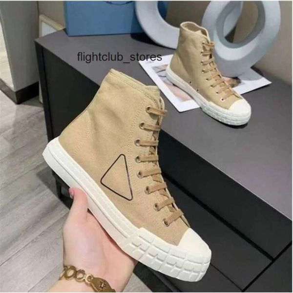 praddalies pra Top New prd Fabric Sneakers Flat Top Shoes Wheel Runner Trainers High Casual Shoe Canvas Lerren Stitching Trainer Wheels Cassetta sapatos de luxo XITF