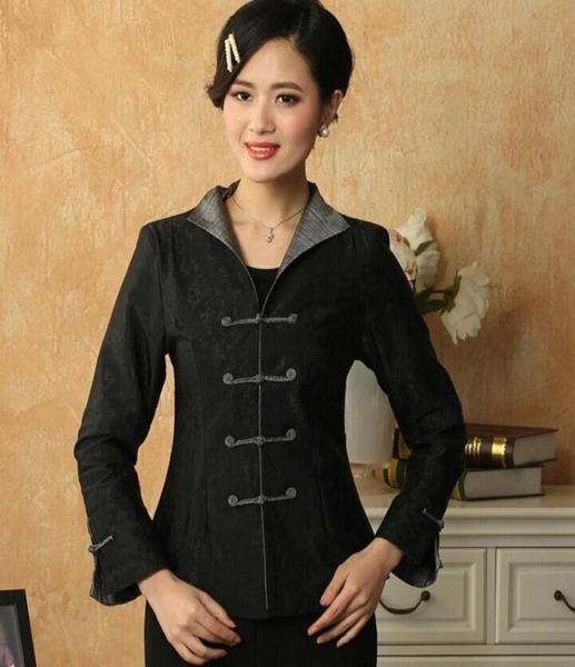 Куртки Women039s Женская шелковая атласная куртка Черная блузка в традиционном китайском стиле с вышивкой и цветочной верхней одеждой Тонкая винтажная пуговица 2862212