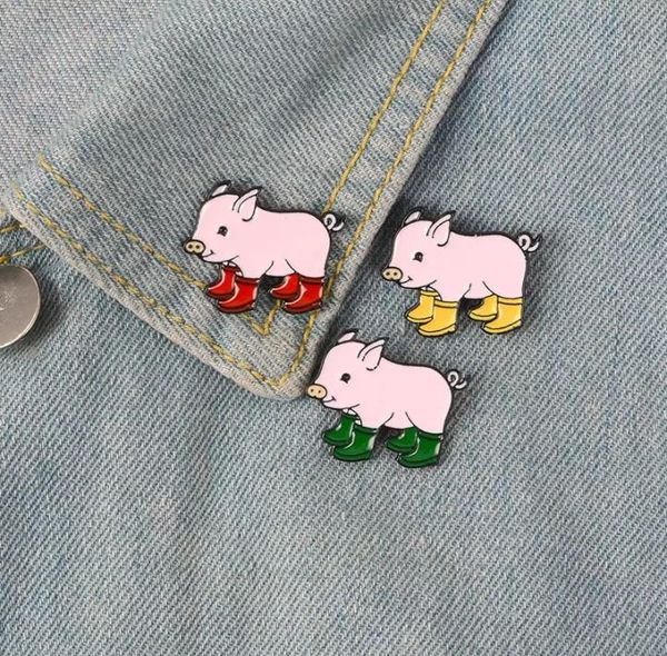 Spaß Schwein mit Regenstiefeln Emaille Pins Piggy Broschen Abzeichen Denim Jeans Revers Pin Cartoon süßes Tierschmuck Geschenk für Kinder Freunde8247870