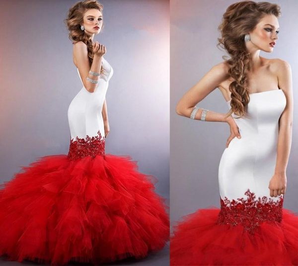 Stravaganti abiti da sera a sirena bianchi e rossi Torso lungo con applicazioni di pizzo scintillanti Gonna in tulle rosso arruffato Abiti da sposa7505401