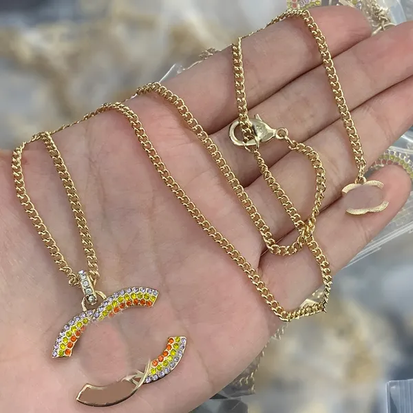 Yeni Moda Tasarımcısı C Mektup Kadın Kolye Kolye Kadın Chokers Moda Mücevher Metal İnci Kolyeler Mücevher Aksesuarları CSD