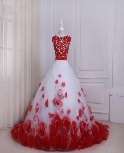 Due pezzi Quinceanera Ball Gown Prom Abiti da sera 3D Fiori floreali Applique Pizzo Collo trasparente Hollow Back Rosso e bianco Designe7567706