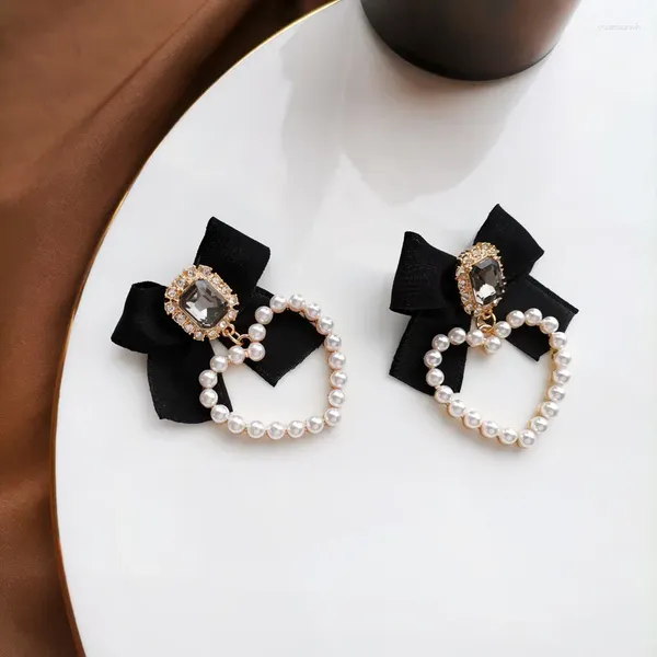 Orecchini pendenti Moda di lusso Fiocco nero Fiocco a forma di cuore Pera Clip su orecchino Zircone Strass Fiocco Orecchini pendenti per gioielli da donna