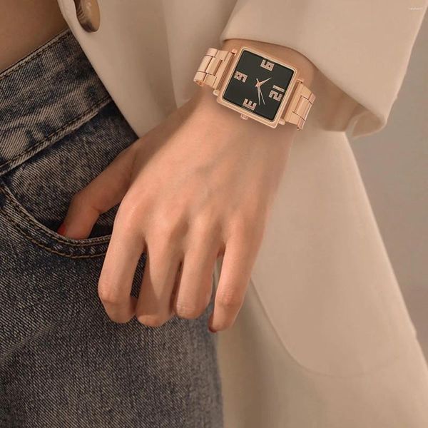 Наручные часы 2024, женские модные повседневные часы с ремешком из искусственной кожи, простые женские кварцевые часы с маленьким циферблатом, платье