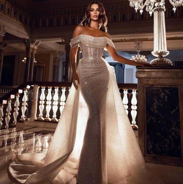 Elegante Dubai Árabe Bling Sparkly Alças Sereia Vestido de Noiva Vestidos de Noiva com Trem Longo Vestidos Formais Custom Made Robe8341835
