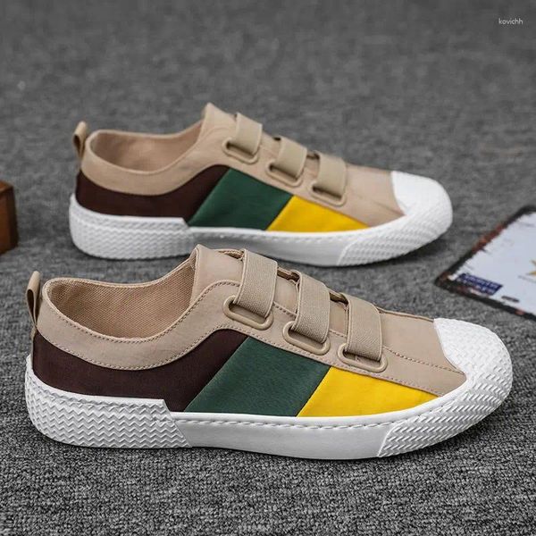 Scarpe casual Slip-on da uomo Sneakers 2024 Mocassini maschili con punta tonda di alta qualità alla moda