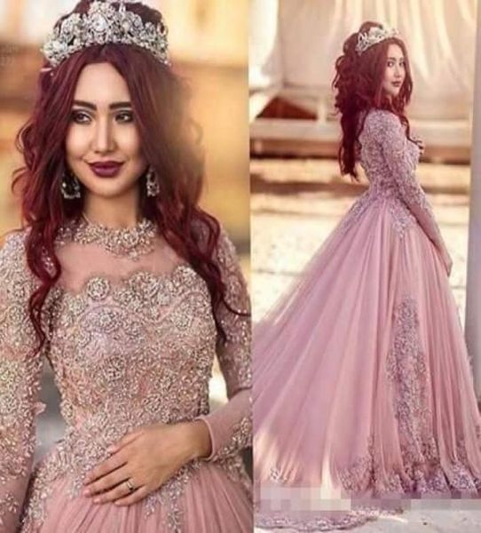 Lüks Tozlu Pembe Arap Gelinlikleri Mücevher Boyun Boncuklu Kristal Şapel Tren Tül İllüzyon Uzun Kollu Gelinlik Vestido D5975808