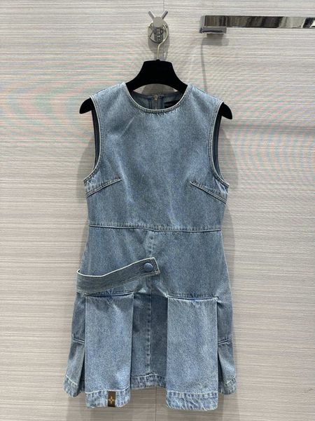 Runway 2024 New Spring Summer O Neck Sleeveless Sashiles Designer Dresses Brand Same Style Dress 0311-2