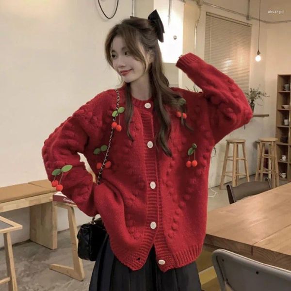 Maglieria da donna Natale Versione coreana Cherry Design Senso Cardigan in maglia Cappotto maglione Donna 2024 Autunno Inverno Rosso Casual Allentato All'interno Top