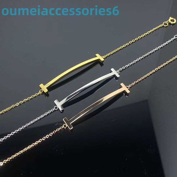 2024 Designer de luxo marca jóias pulseiras v pulseira de ouro feminino banhado 18k rosa ouro rosto sorridente cem pares presentes de mão para namorada