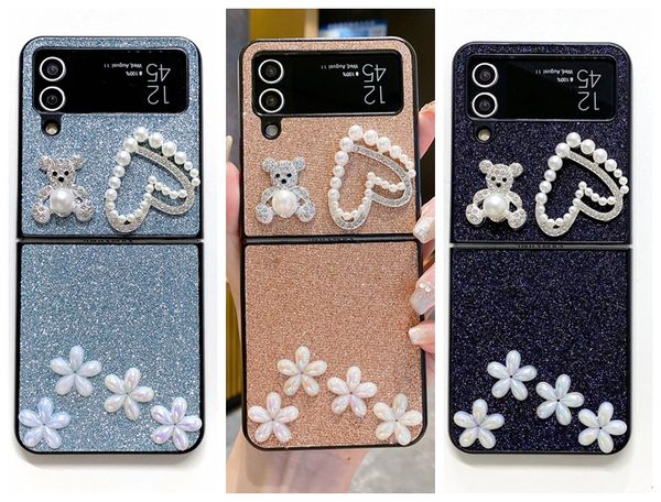 ZFlip5 3D Heart Love Bear Capas de diamante para Samsung Galaxy Z Fold 5 4 Flip5 Flip 3 Flip4 Bling Flower Girls Hard PC Plástico à prova de choque dobrável moda strass capa