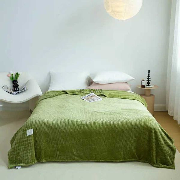 Coperte Nuova Coperta in pile per letti Plaid più spessi di colore verde invernale per divano singolo/Queen/King Size Coperta per letti matrimoniali