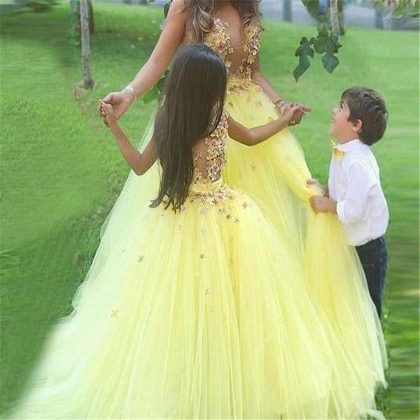 2021 Hochzeit Blumen Mädchen Gelb Tochter und Mutter Kleider Applikation Kinder Prom Puffy Tüll Kinder Party Dress269U