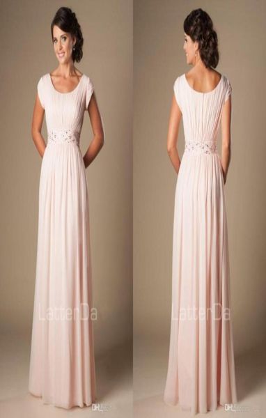 Розовые длинные формальные длинные скромные шифоновые пляжные вечерние платья подружки невесты с короткими рукавами и рюшами из бисера для подружек невесты D6246104