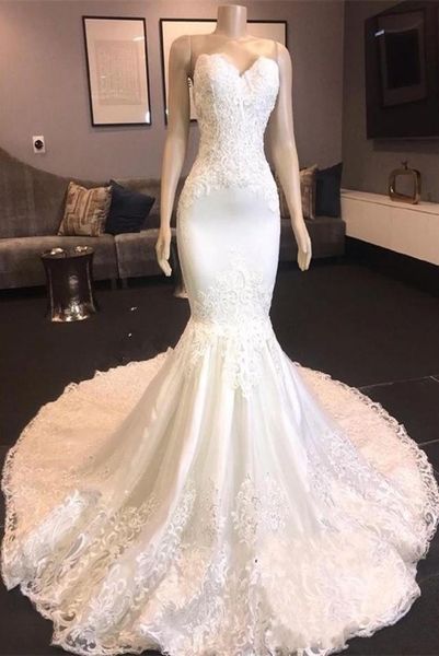 Nuovo arrivo Plus Size Abiti da sposa a sirena in pizzo Sweetheart Appliques Aperto sul retro Corte dei treni Abito da sposa Abiti da sposa abiti 3572476