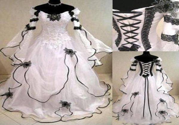 2022 Vintage Plus Size A Line Abiti da sposa Abito fantasia maniche lunghe a campana Top corsetto di pizzo nero Indietro Abiti da sposa gotici retrò We2872379