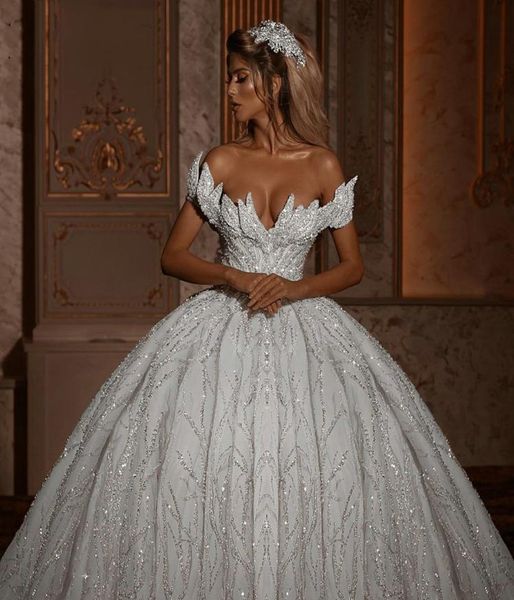 Glitzernde schulterfreie Ballkleid-Hochzeitskleider 2021, luxuriöse, glitzernde, rückenfreie Brautkleider mit langer Schleppe, Vestidos de Novia Robe, ma7258032