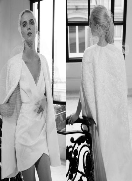 Новые дизайнерские короткие свадебные платья Elie Saab с накидкой Коллекция 2019 года с V-образным вырезом и рукавами-крылышками Кружевные аппликации с блестками Свадебные платья9906271