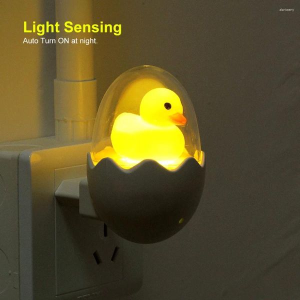 Nachtlichter EU-Stecker 220V Steckdosenlampen LED-Lichtsteuerung Sensor Niedliche gelbe Ente Schlafzimmerlampe Geschenk für Kinder