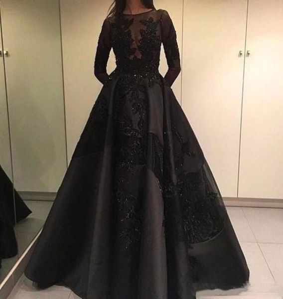 Modest Zuhair Murad Formale Abendkleider Promi-Kleider Abnehmbarer Zug Schwarze Spitze Langarm Arabisch Dubai Fashion Prom Party Kleider8440377