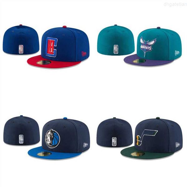 Bola Caps NOVO Designer Mens Moda Basquete Equipe Clássico Cor Ajustada Pico Plano Full Size Fechado Caps Baseball Sports Equipado Chapéus Em Tamanho 7 Tamanho 8 Basquete Equipe Sn