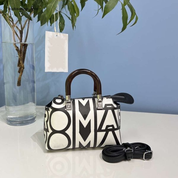 Nuovo prezzo all'ingrosso del designer Borsa di moda leggera di marca di lusso in vera pelle da donna Boston Pillow Temperamento Borsa a tracolla singola a spalla Trendy