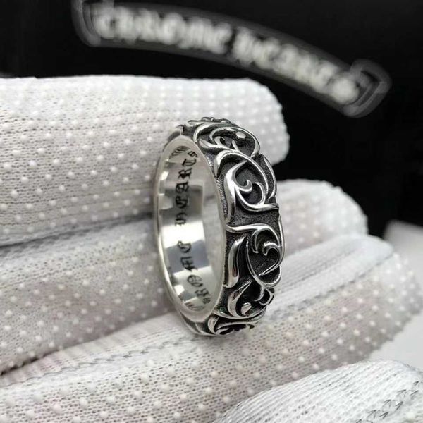 Designermarke Sanskrit Cross Ring für Männer Frauen Unisex Muster Titanium Ring Mode Schmuck Hollow Heart Classic Chromes Ring LO 3065