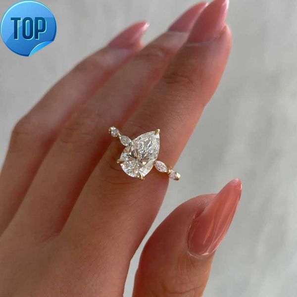 2023 Özel Saf 18-Karat Sarı Altın 4CT Armut Kesim 8x12mm DCOLOR VVS Moissanite Elmas Üç Pençe Solitaire Yüzük