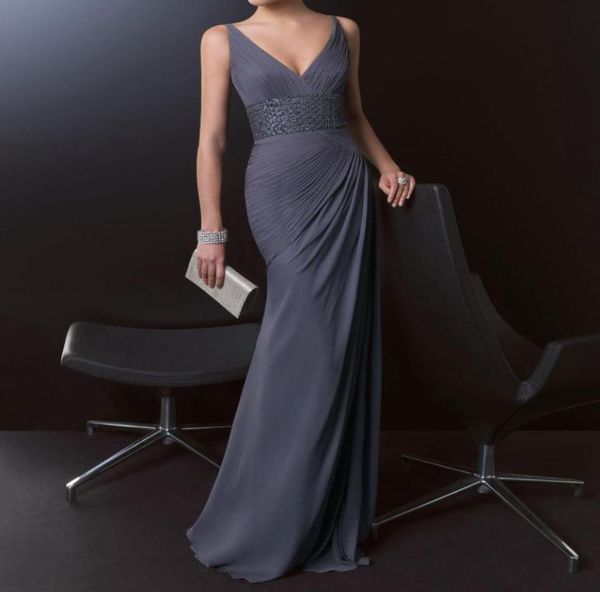 Elegante abito da sera lungo in chiffon 2020 per la madre con scollo a V lunghezza del pavimento sirena abiti da ballo abito da festa formale economico con perline Rob5819431