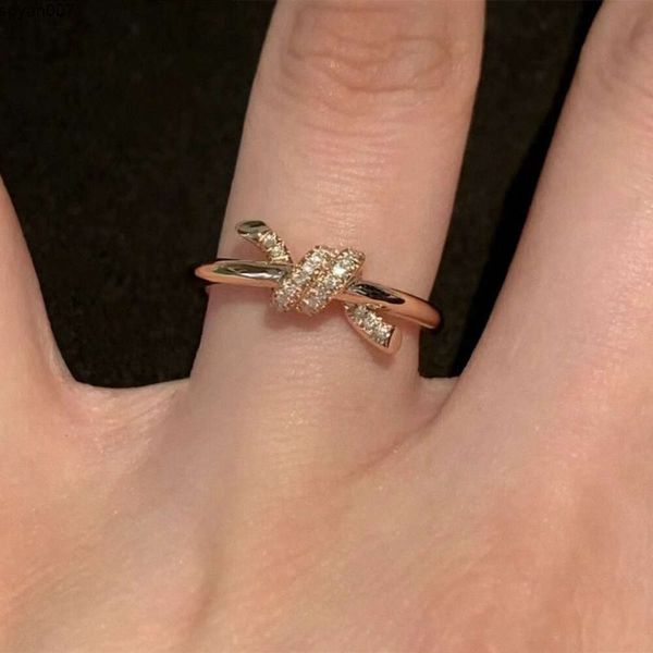 Дизайнерское кольцо, классическое роскошное кольцо с бриллиантом, женское, из титановой стали, позолоченное, обручальное, свадебное, ювелирное изделие, размер