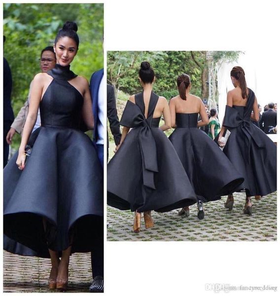 2019 Design unico lunghezza tè abiti da damigella d'onore Halter Backless Big Bow corto nero damigella d'onore abiti da festa per ospiti di nozze economici2906363