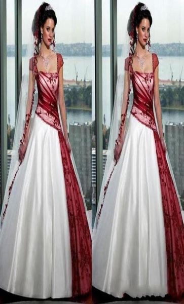 2019 vermelho e branco gótico vestidos de casamento quadrado outono plus size vestidos de baile manga curta organza trem varredura sexy sem costas nupcial c1797026