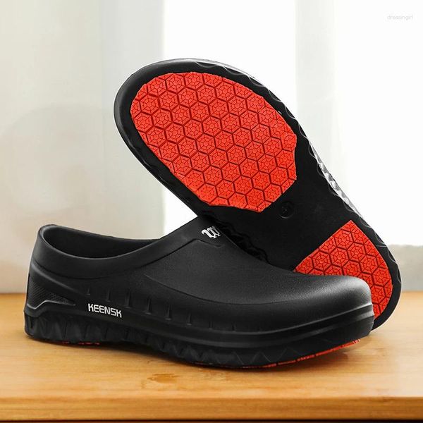 Sandalet yüksek kaliteli yağ geçirmez şef ayakkabıları Erkekler Anti-Slip Sıraslı Erkek Slip-On Eva Su Geçirmez Erkekler Açık Hour Work Shoe