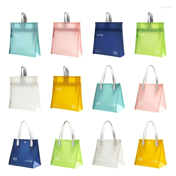 Bolsas de cosméticos Mulheres portáteis Bolsa de viagem Candy Color Fashion Jelly Tote Bola de higiene pessoal casual de maquiagem de PVC casual