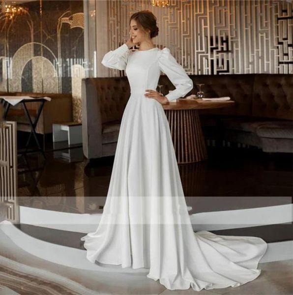 2022 Einfache weiche Satin-Hochzeitskleider, elegantes Rundhals-Brautkleid mit langen Ärmeln, muslimischer Sweep-Zug, A-Linie, Brautkleider, Vestido 7290182