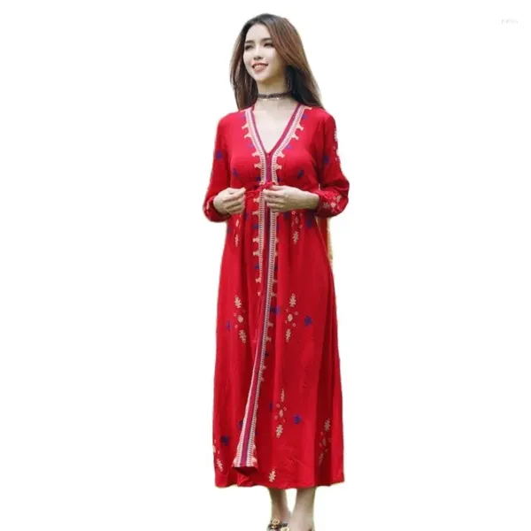 Ethnische Kleidung, asiatisches besticktes Kleid, Dreiviertelärmel, traditionelles türkisches/Pakistan/Indien-Damenkostüm