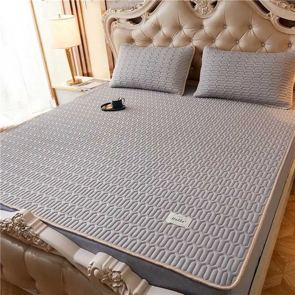 Outros suprimentos de cama Conjunto de lençóis de látex tailandês para o verão Cool Colchão Pad pode ser dobrado de alta qualidade Cooling Bed Mat Soft Confortável Cools Sheets