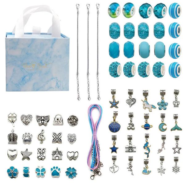 Set da 63 pezzi, braccialetti fai-da-te per bambini, confezione regalo per gioielli con ciondoli, perline in lega regalo di Natale, adatti per kit di creazione di gioielli