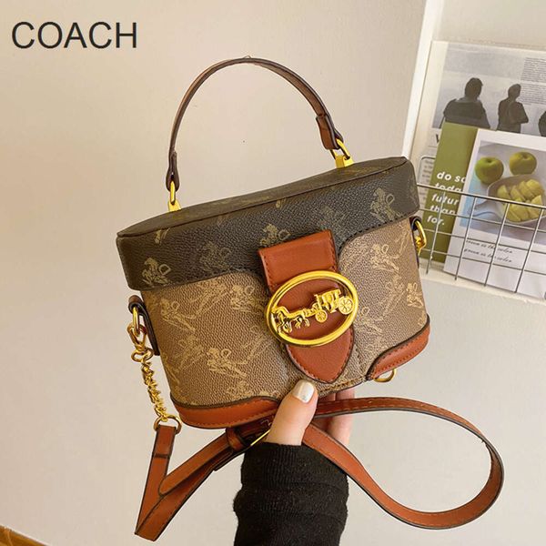 Borsa a tracolla alla moda della migliore marca americana Lusso francese e nicchia stampata per le donne Nuova borsa da donna versatile ed elegante con una spalla a tracolla per il trucco