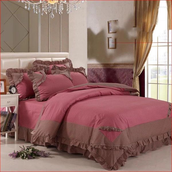 Set di biancheria da letto Versione coreana Tutte le lenzuola e copripiumini in cotone Set di quattro pezzi con bordo in foglia di loto Pure Fresh Princess Wind