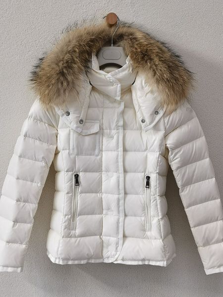 Designers Monclair Jaqueta Mulheres Inverno Marca Francesa Espessamento Com Capuz Parkas Realmente Fox Gola Gooses Down Casaco Branco Preto Cor Raccoon Fur Outwear EUR Tamanho