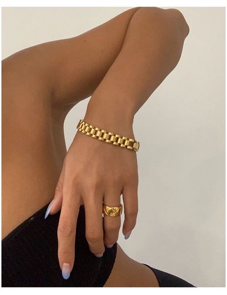 Mit 18 K Gold Pave-Uhrenarmband, Statement-Armband, Damen-Edelstahl-Schmuck, schickes Kleid, Japan, Südkorea, Mode 240227