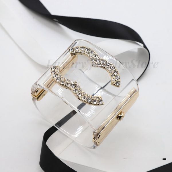 Estilo europeu e americano incrustado diamante transparente branco acrílico feminino oversized exagerado banhado a ouro pulseira