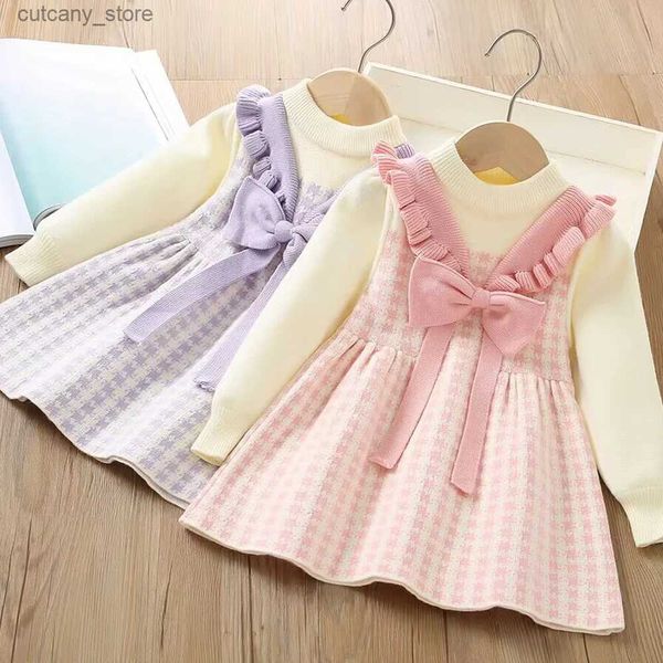 Mädchenkleider Neues Babykleid 2023 Herbst/Winter Koreanische Ausgabe Ausländischer Stil Kleines Mädchen Süße Schleife Strickpullover Mädchen Freizeitkleid L240315