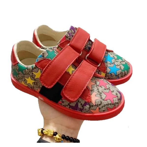 Дизайнерские кроссовки для мальчиков бренда NK Baby Горячие кроссовки для новорожденных девочек Heart Star First Walkers Обувь для кроватки Детская дышащая обувь на шнуровке Prewalker Sneaker GG