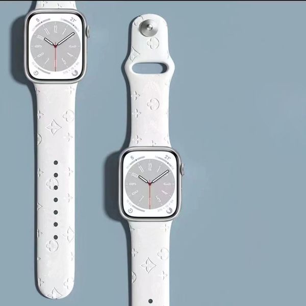 Pulseira de relógio de beleza Apple Watch Band 38mm 40mm 41mm 42mm 44mm 45mm 49mm Pulseiras de designer de alta qualidade iWatch 8 7 6 5 4 Silicone com caixa Mulher Homem PDD