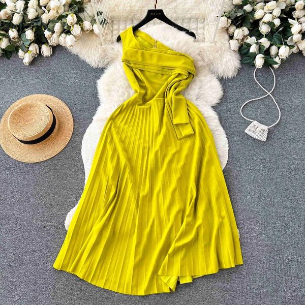 Casual Kleider Französisch Elegante Frauen Plissee Kleid Sommer Solide Eine Schulter Ärmellose Hohe Taille Lange Abend Party Plus Größe Robe